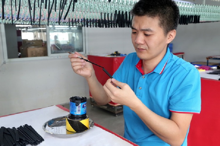 包包工厂,箱包工厂,背包工厂,礼品包生产工厂,书包工厂