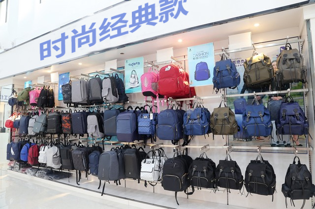 广东背包工厂-定制服务选本地